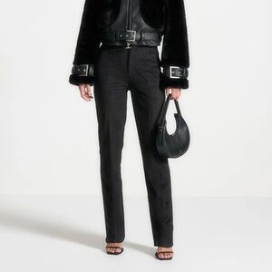 Yvonne & Marie Petite 100% Leather Suede Pants Size 6P (30” Inseam)